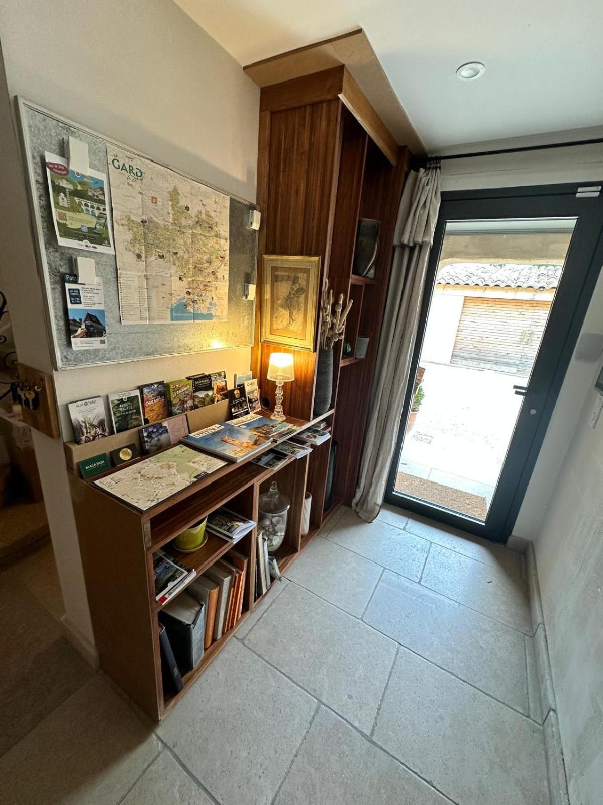 La Maison D'Hamih "Gite Et Chambres D'Hotes Uzès Exteriör bild